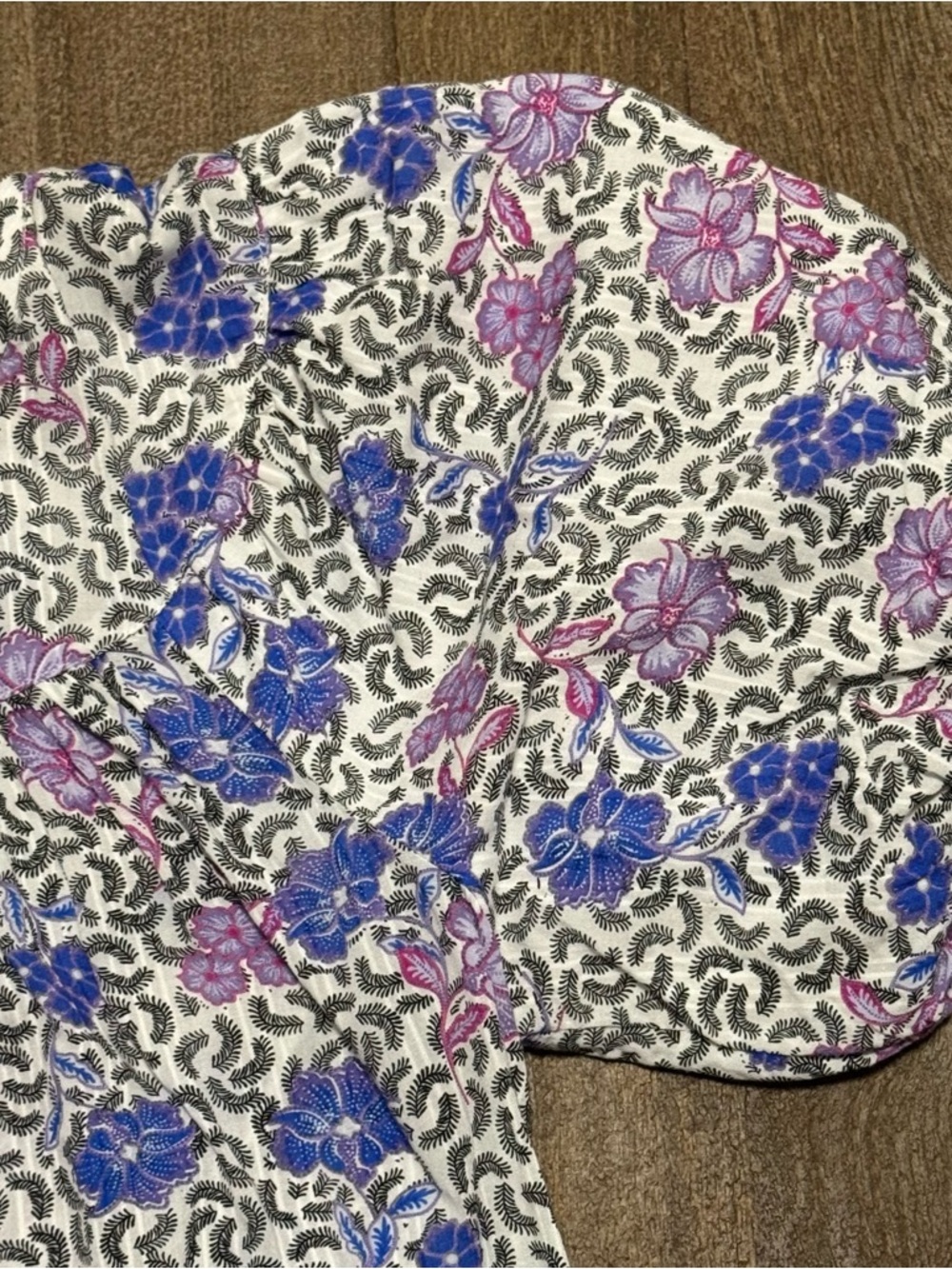 Loft Women’s Short Sleeve Puff Sleeve Blouse Floral Design White Purple Size XS - Picture 4 of 12